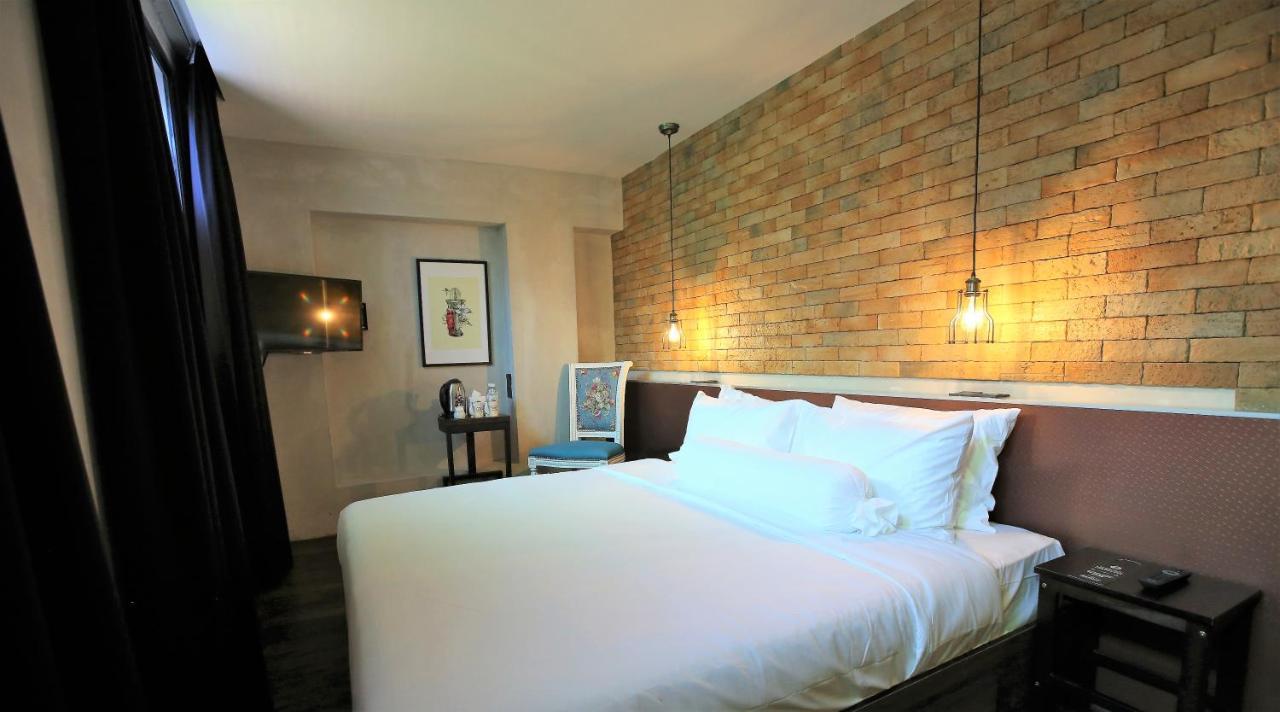 Hotel The Rucksack Caratel - Jonker Wing Malacca Esterno foto